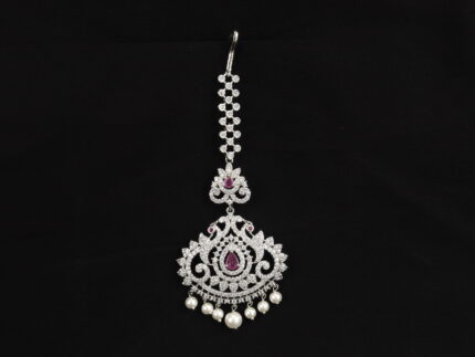 Elegant Bridal Headpiece for Festive Wear